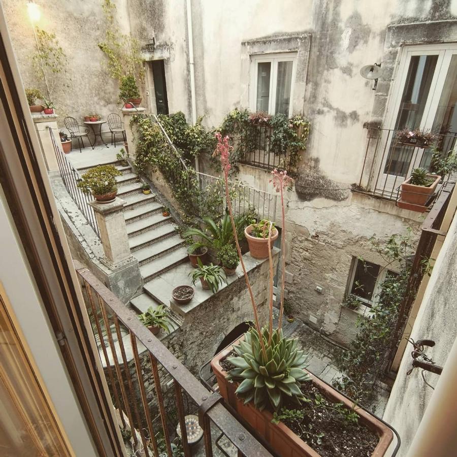 Palazzo Il Cavaliere B&B De Charme Μόντικα Εξωτερικό φωτογραφία