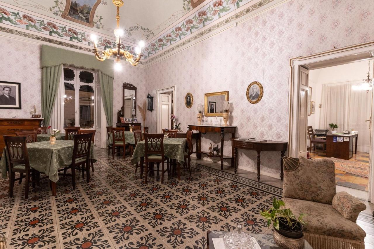 Palazzo Il Cavaliere B&B De Charme Μόντικα Εξωτερικό φωτογραφία