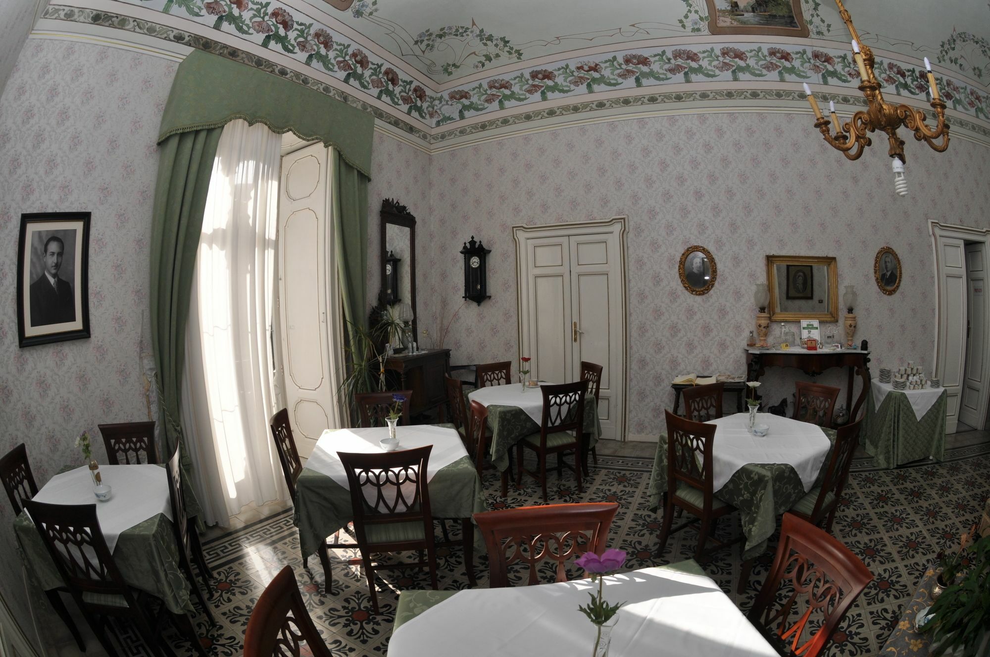 Palazzo Il Cavaliere B&B De Charme Μόντικα Εξωτερικό φωτογραφία